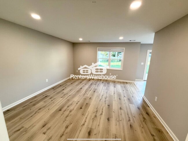 7109 W 69th St in Overland Park, KS - Building Photo - Building Photo