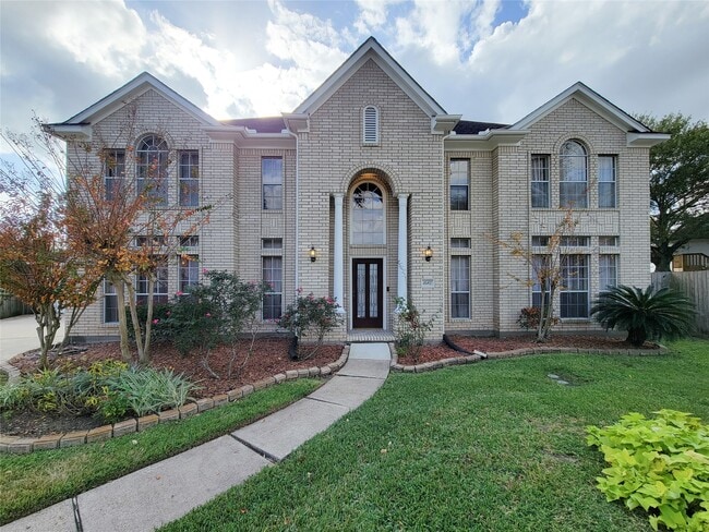 property at 14107 Glasgow Pl