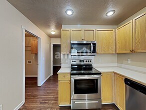 584 N Nebula Ave in Star, ID - Building Photo - Building Photo