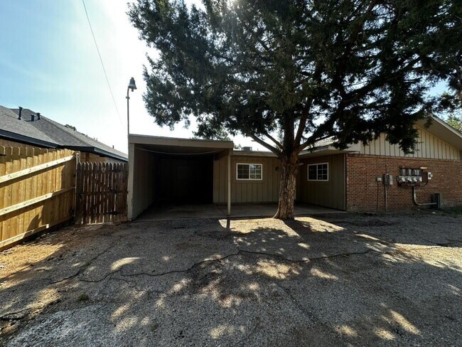 property at 1706 Elkhart Ave