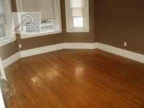 12 Royce Rd in Allston, MA - Building Photo - Building Photo
