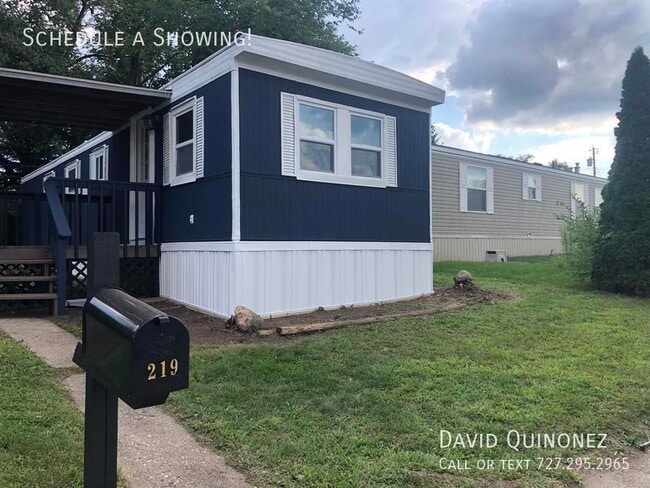 219 Morris Dr in Rockford, IL - Building Photo - Building Photo