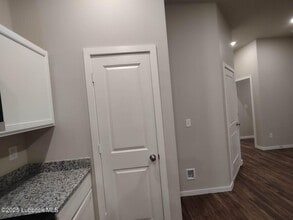 2121 N Jayton Ave in Lubbock, TX - Building Photo - Building Photo