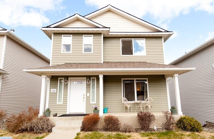 1172 SW Lost Trail Dr in Pullman, WA - Building Photo