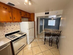 5901 E 25th St in Tucson, AZ - Foto de edificio - Building Photo