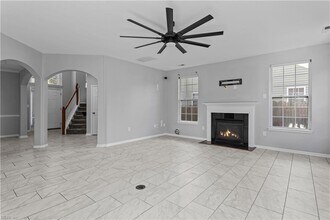 2409 Apiary Ct in Virginia Beach, VA - Building Photo - Building Photo