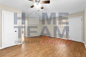 2005 Elkins Ave in Killeen, TX - Building Photo - Building Photo