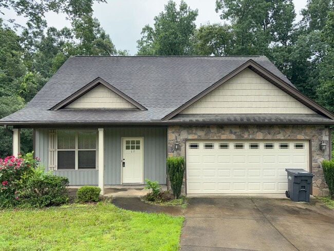 property at 69 Thunderbird Dr