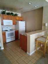 4001 San Sebastian Dr in Kissimmee, FL - Building Photo - Building Photo