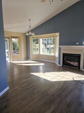 9526 Bridge Rd SE in Yelm, WA - Building Photo - Building Photo