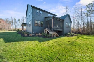 180 Twin Sisters Ln in Mooresville, NC - Building Photo - Building Photo