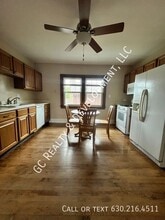 337 S Maple St in Itasca, IL - Building Photo - Building Photo