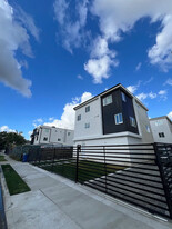 607 W 41st Pl, Unit 607 1.5 in Los Angeles, CA - Foto de edificio - Building Photo