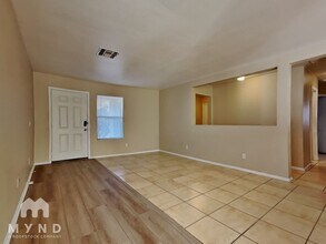 11791 W Aster Dr in El Mirage, AZ - Building Photo - Building Photo