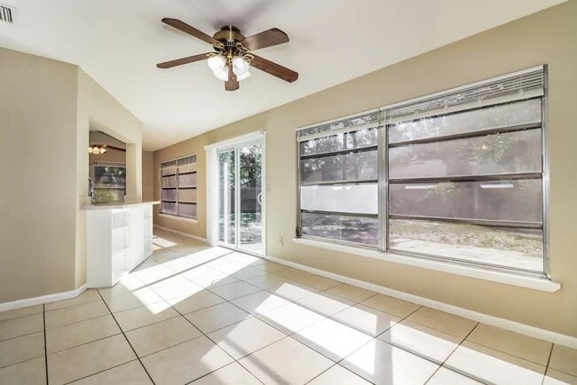 2637 Cypress Bend Dr in Clearwater, FL - Building Photo - Building Photo