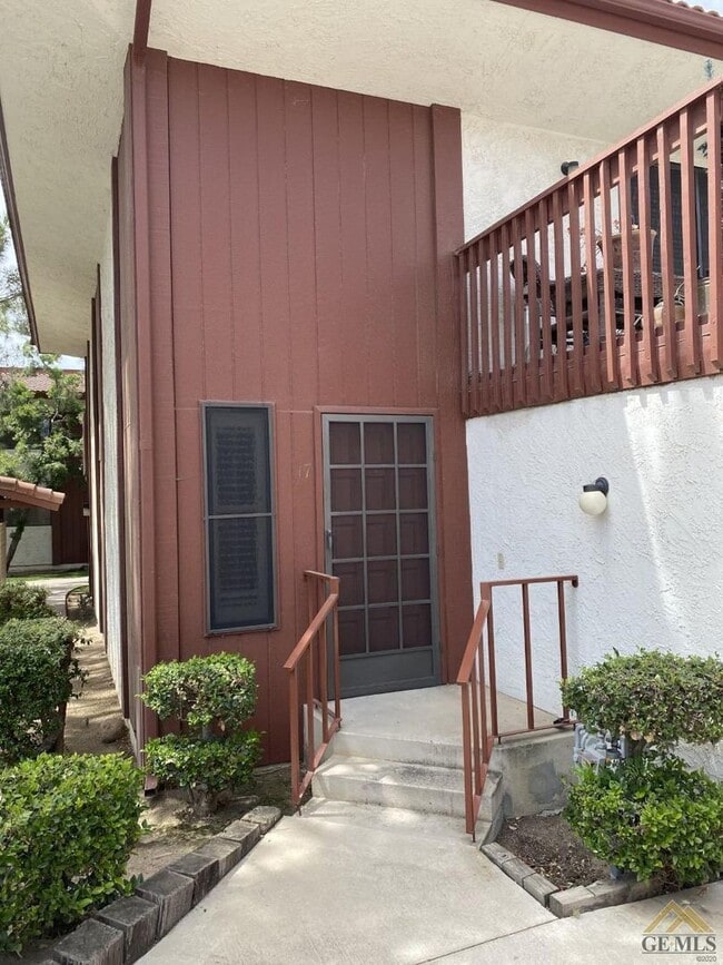 property at 2626 Cleo Ct