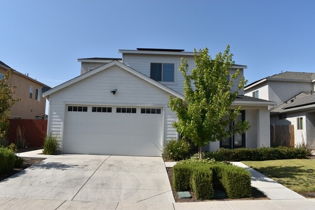 property at 2439 Valdes Dr