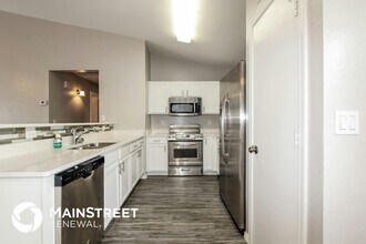 14916 N 125th Ln in El Mirage, AZ - Foto de edificio - Building Photo