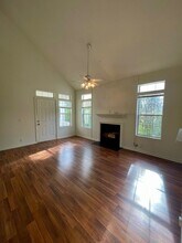 1001 Lassiter Dr in Goodlettsville, TN - Building Photo - Building Photo