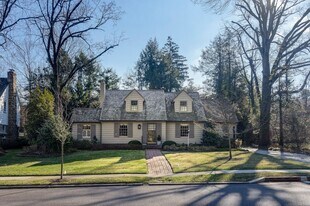 148 Heritage Rd in Haddonfield, NJ - Building Photo