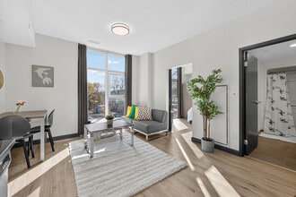 308 King in Waterloo, ON - Building Photo - Building Photo