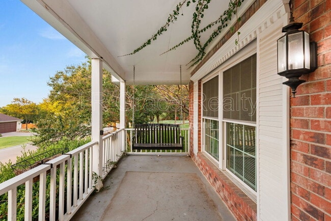 1308 White River Dr in Woodway, TX - Building Photo - Building Photo