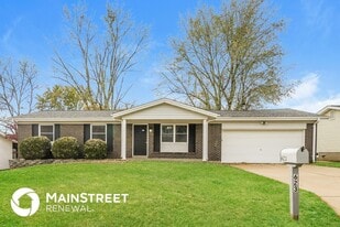 623 Riverside Dr in St. Charles, MO - Building Photo