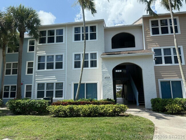 2313 N Congress Ave