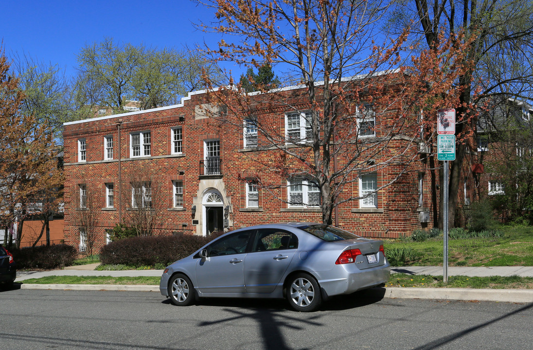 3901 Fulton St NW in Washington, DC - Building Photo