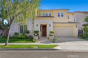 2854 Alamitos Rd in Brea, CA - Building Photo