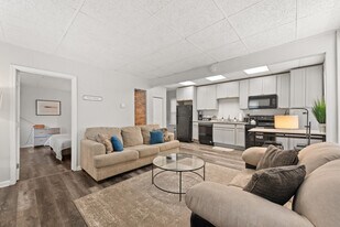 1322 W 69th St in Cleveland, OH - Building Photo