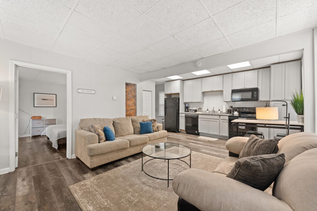 1326 W 69th St in Cleveland, OH - Building Photo