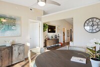 Redwood Warsaw photo'