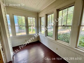 845 Jackson St in Oshkosh, WI - Building Photo - Building Photo