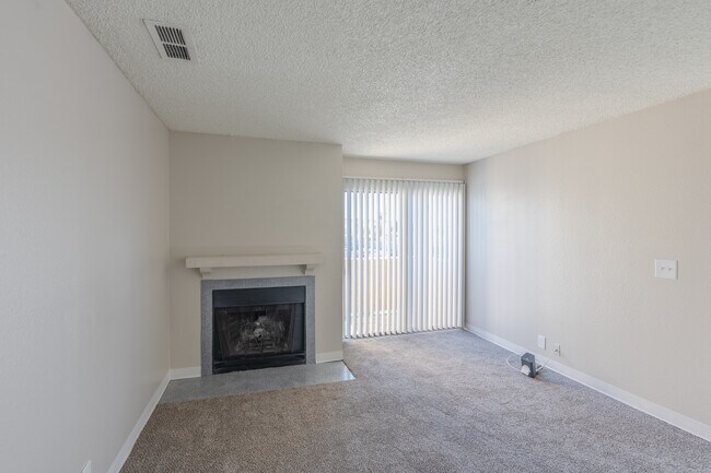 Pacific Harbors Sunrise in Las Vegas, NV - Building Photo - Interior Photo