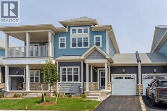 5A Shores Ln in Fort Erie, ON - Building Photo - Building Photo