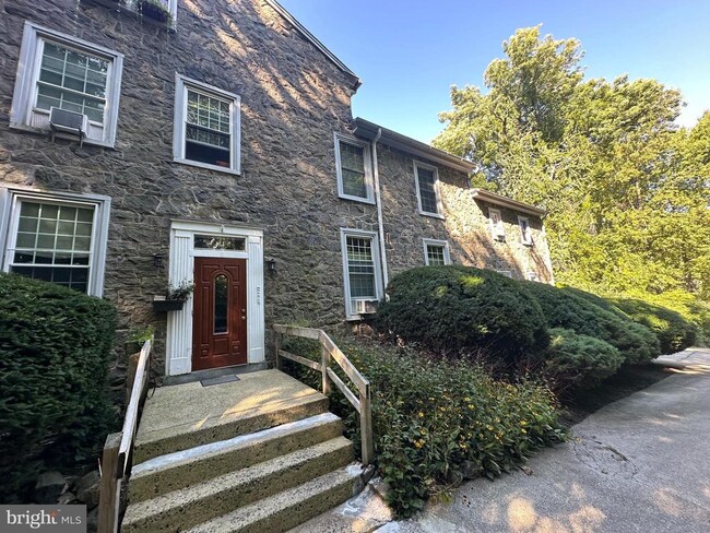 property at 72 Park Ln
