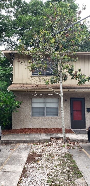 7208 Parker School Rd in Jacksonville, FL - Building Photo