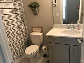 6117A California Ave in Nashville, TN - Building Photo - Building Photo