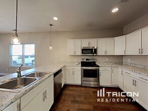 123 Bexley Way in White House, TN - Building Photo - Building Photo