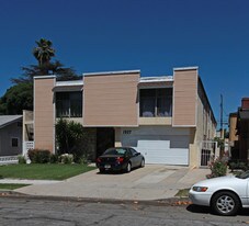 1027 Grover Ave in Glendale, CA - Building Photo