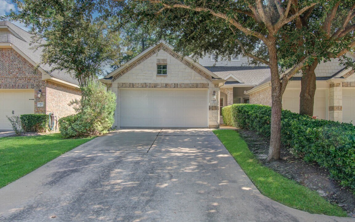 13558 Fawn Lily Dr in Cypress, TX - Building Photo