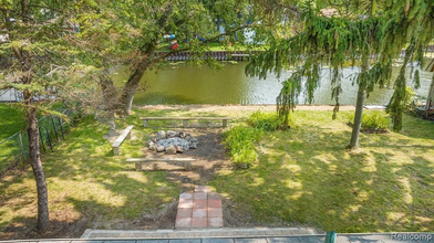 35381 Dern Dr in Rockwood, MI - Foto de edificio - Building Photo