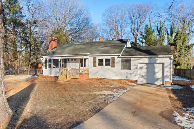 3412 Yanceyville St in Greensboro, NC - Building Photo - Building Photo