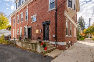 42 Broad St in Salem, MA - Foto de edificio - Building Photo