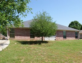 1702 Susan Dr in Tyler, TX - Building Photo