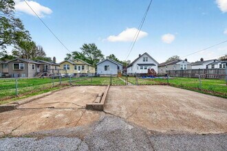 5324 Nagel Ave in St. Louis, MO - Building Photo - Building Photo