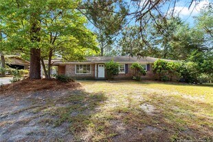 161 Summerhill Rd in Fayetteville, NC - Building Photo