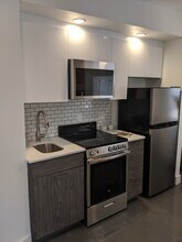 25 Joy St, Unit 1 in Boston, MA - Building Photo - Building Photo