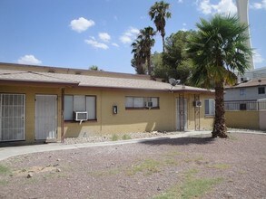184-192 W New York Ave in Las Vegas, NV - Foto de edificio - Building Photo